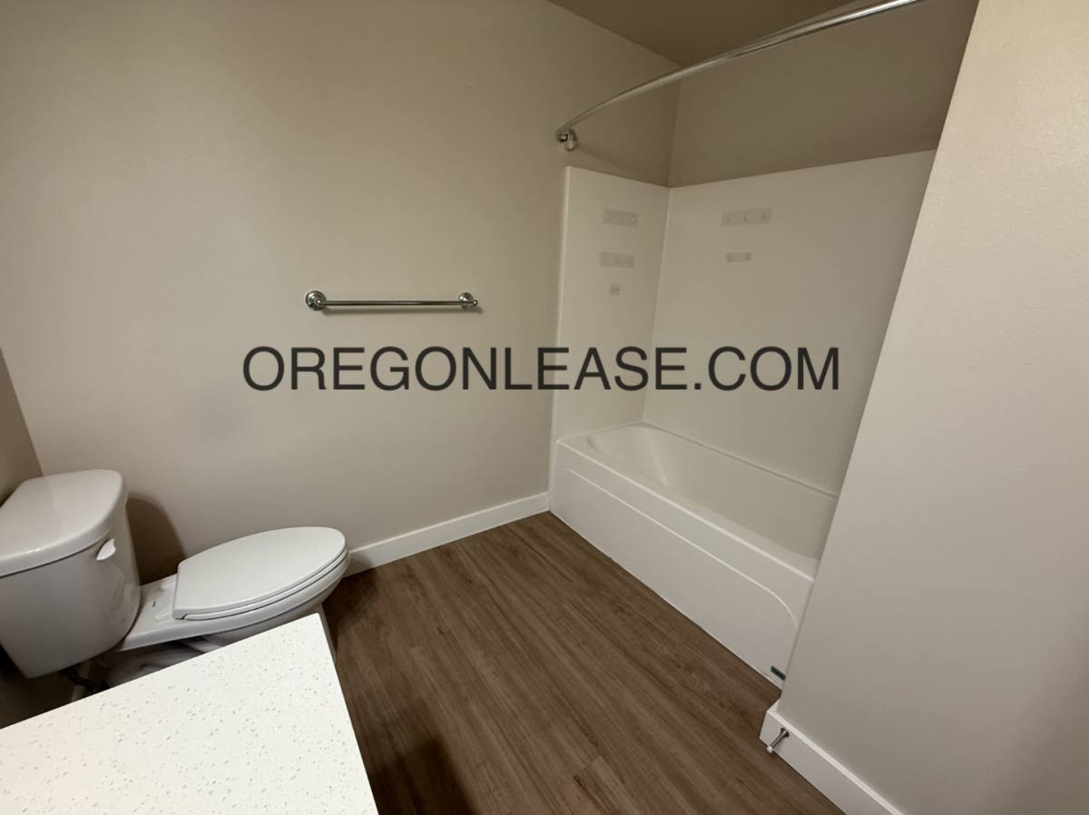 Apartment for rent at 4040 Horace St, Springfield, OR 97478