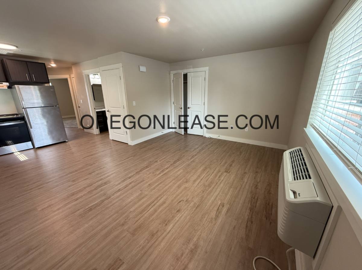 Apartment for rent at 4040 Horace St, Springfield, OR 97478