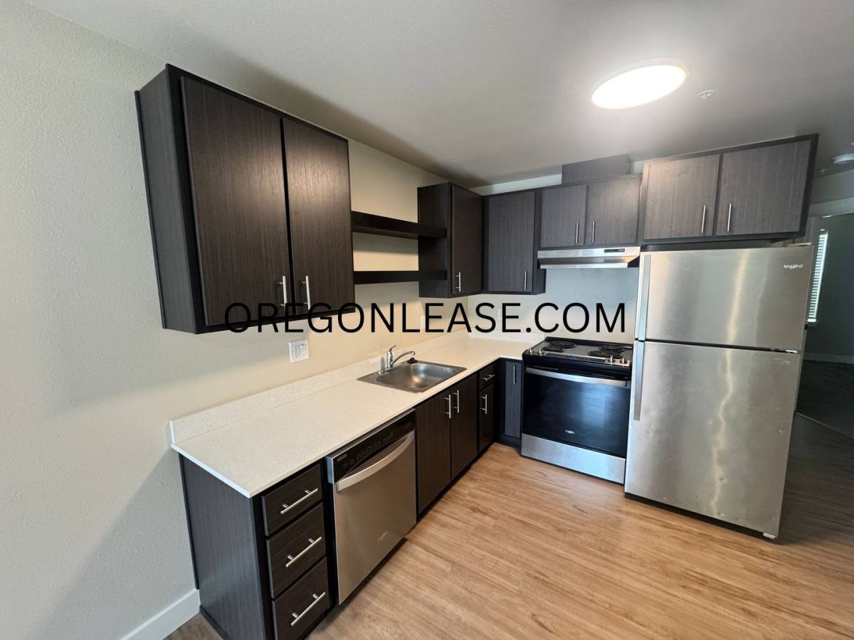 Apartment for rent at 4040 Horace St, Springfield, OR 97478