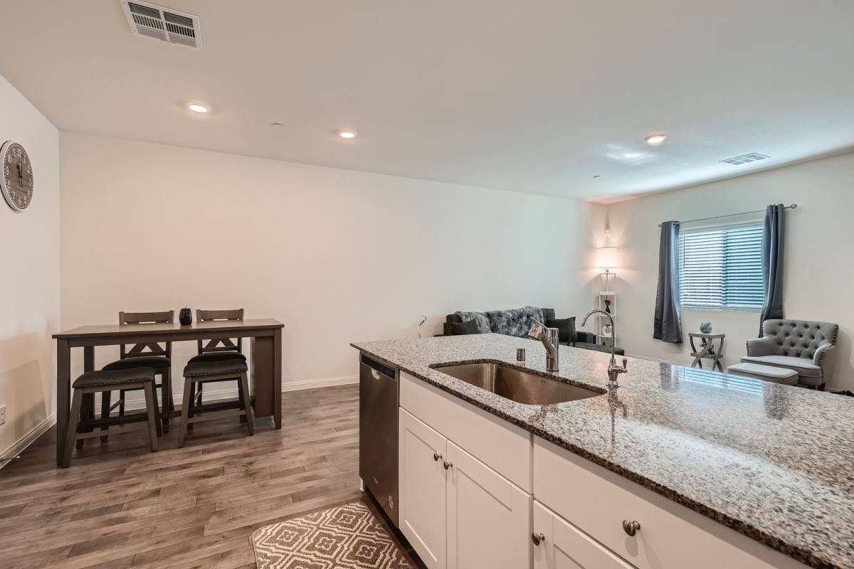 House for rent at 527 Clearsable Ave, Henderson, NV 89044