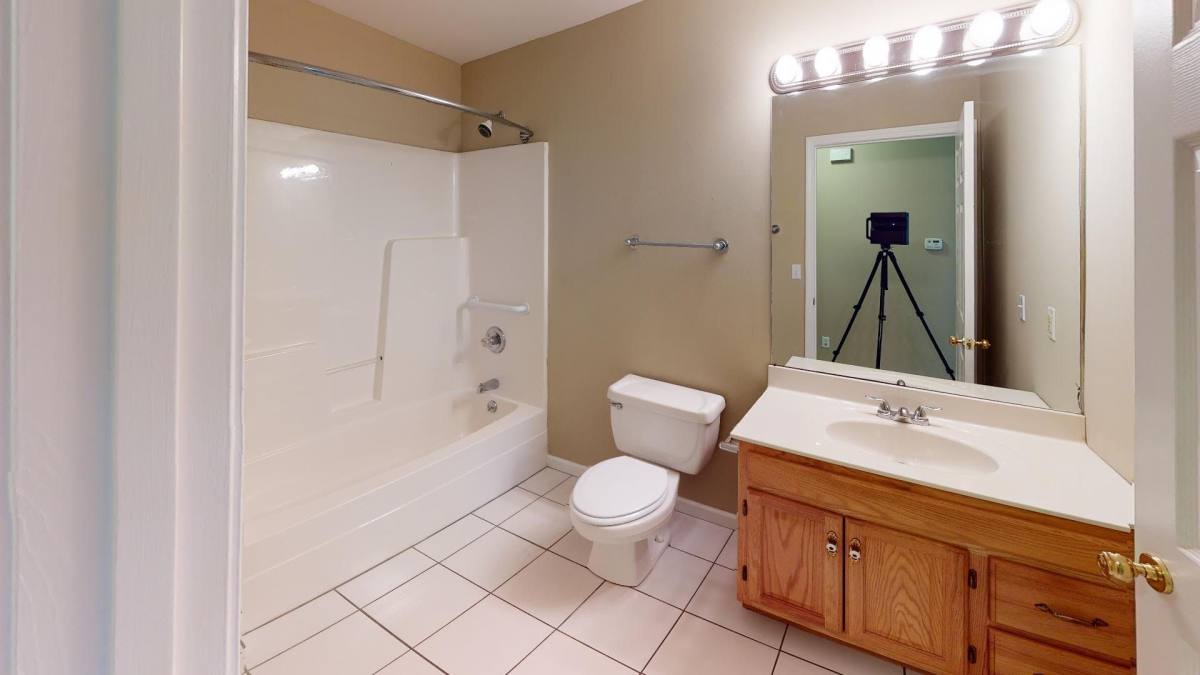 Apartment for rent at 1404 N Garfield St, Marion, IL 62959