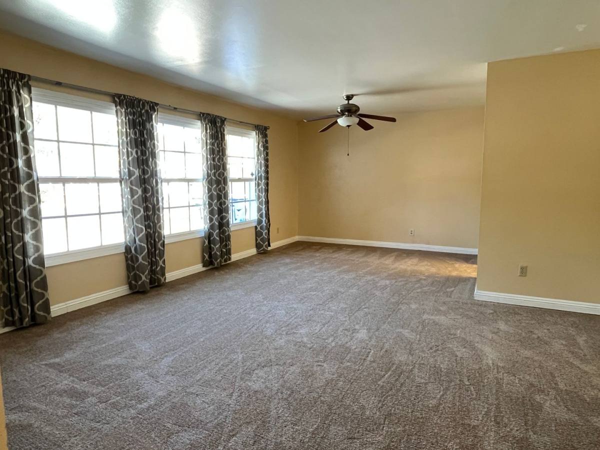 House for rent at 5532 Peacock Lane, Riverside, CA 92505