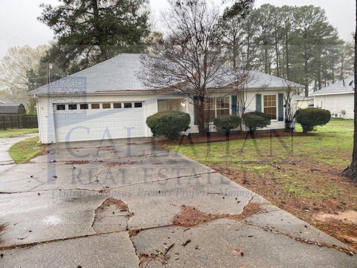 House for rent at 405 Waymack Dr, Cabot, AR 72023