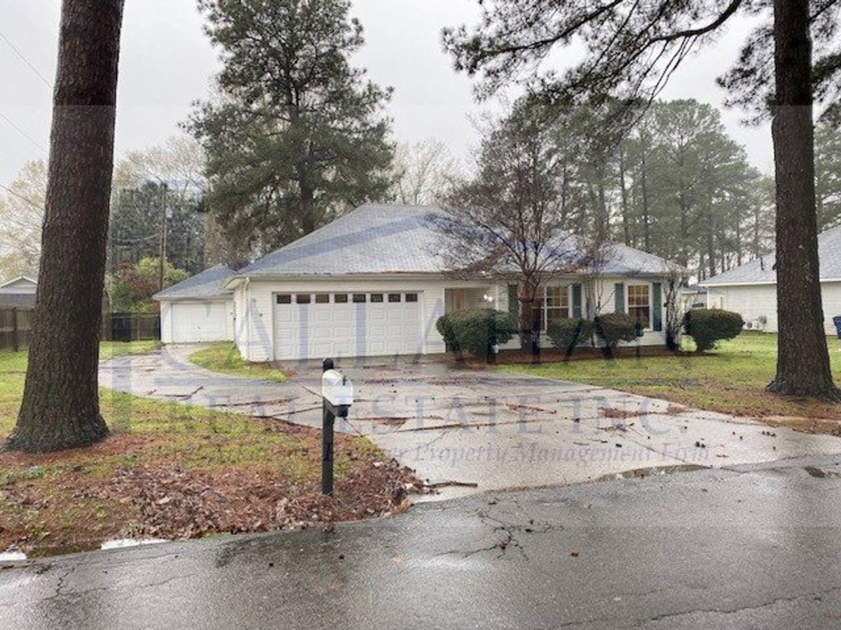 House for rent at 405 Waymack Dr, Cabot, AR 72023