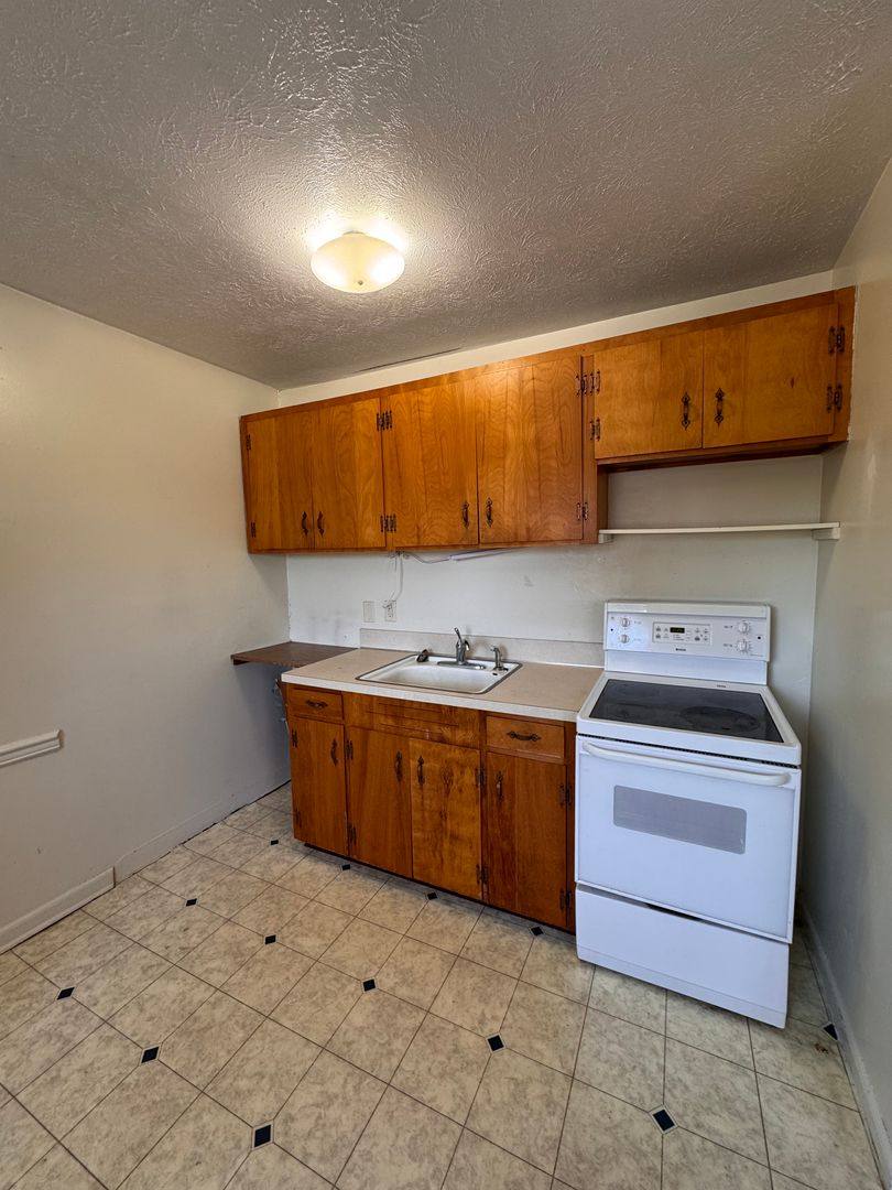 House for rent at 941 Keezletown Rd, Weyers Cave, VA 24486