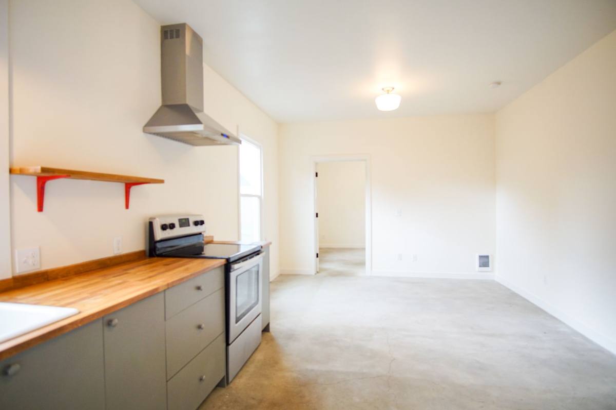 Apartment for rent at 6426 N Princeton St, Portland, OR 97203