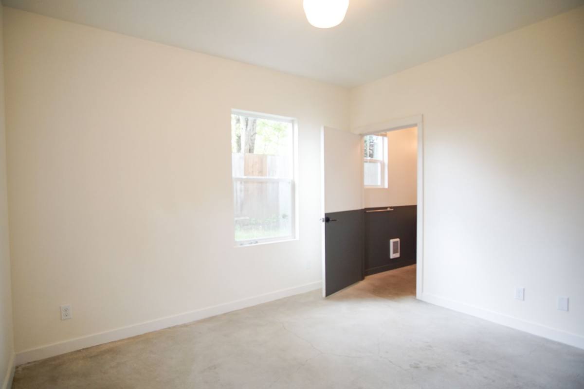 Apartment for rent at 6426 N Princeton St, Portland, OR 97203