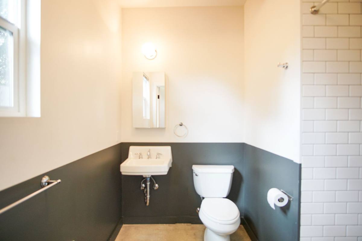 Apartment for rent at 6426 N Princeton St, Portland, OR 97203