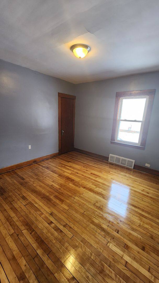 Apartment for rent at 20664 Miller Ave, Cleveland, OH 44119