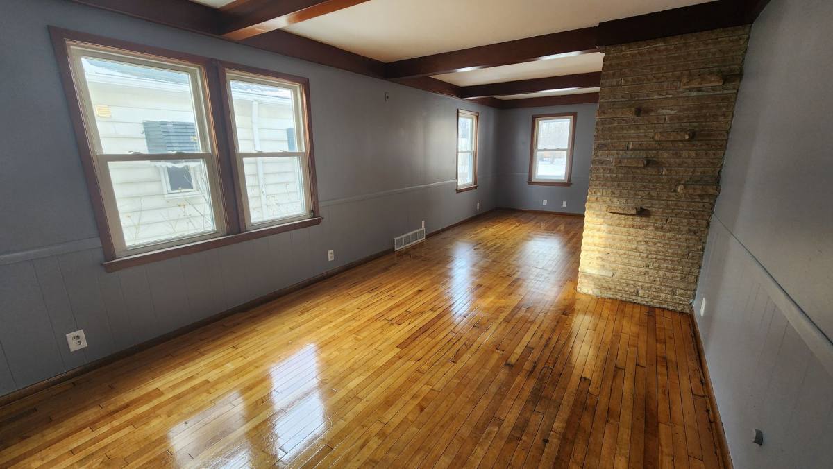 Apartment for rent at 20664 Miller Ave, Cleveland, OH 44119