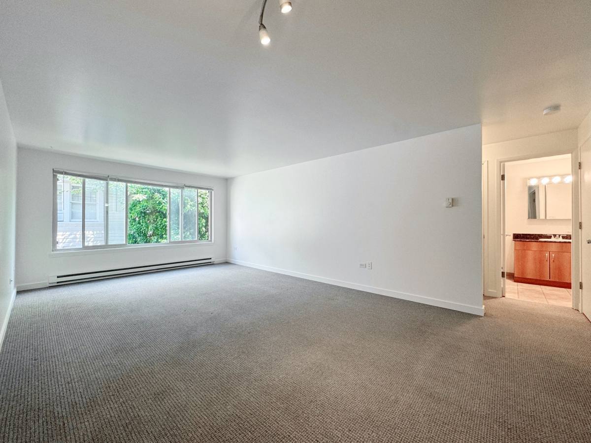 Apartment for rent at 112 Bellevue Ave E, Seattle, WA 98102
