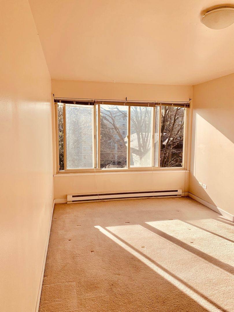 Apartment for rent at 112 Bellevue Ave E, Seattle, WA 98102