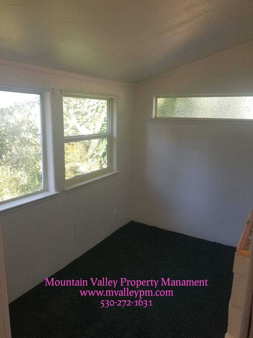 Apartment for rent at 104 Valley View, Grass Valley, CA 95945