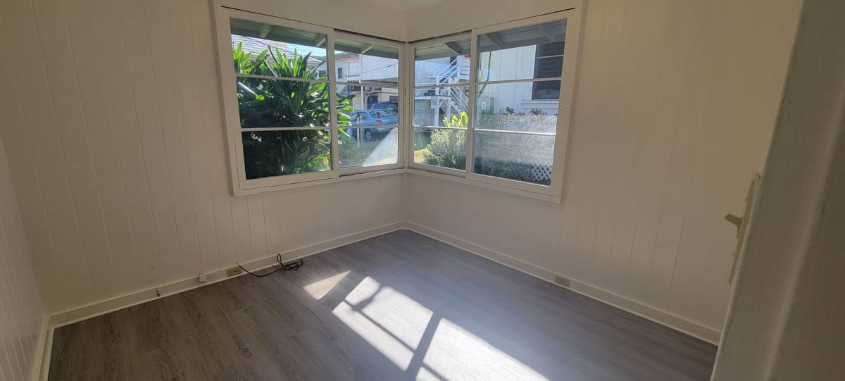 Apartment for rent at 1552-1556 Pensacola St, Honolulu, HI 96822