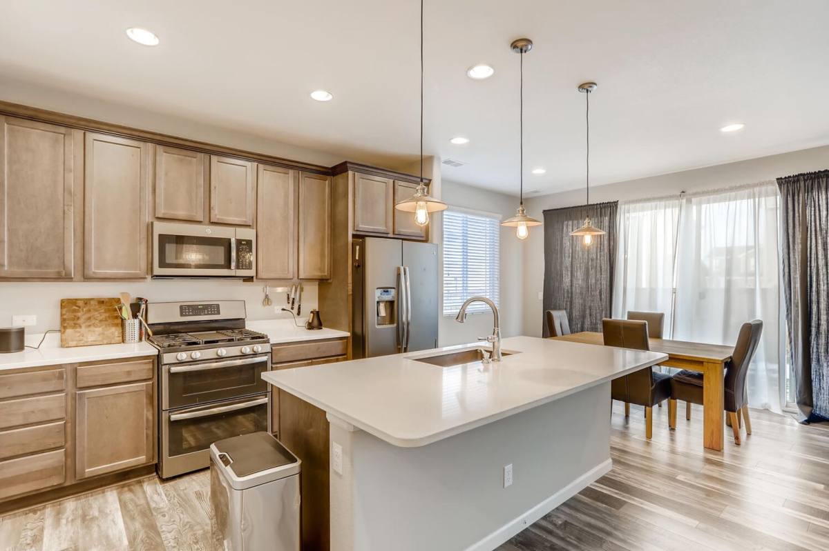 House for rent at 25541 E Cedar Place, Aurora, CO 80018