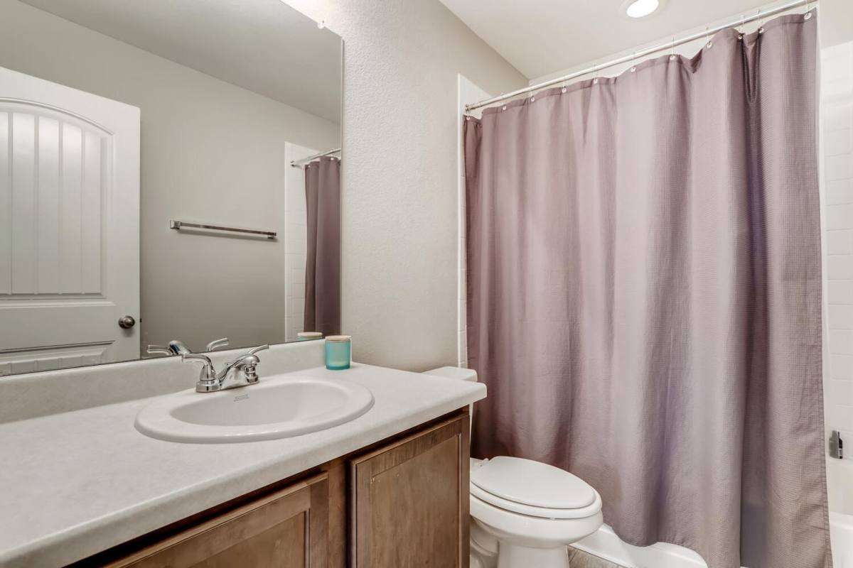 House for rent at 25541 E Cedar Place, Aurora, CO 80018