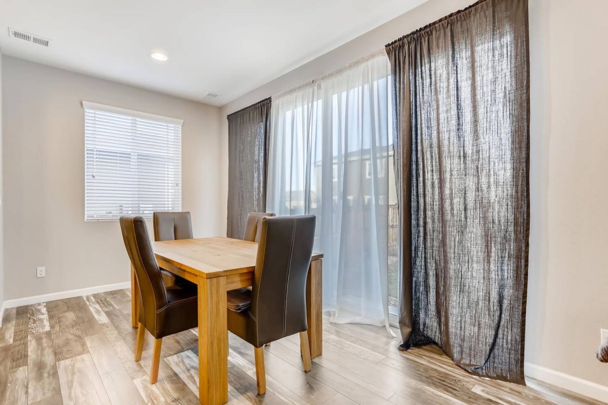 House for rent at 25541 E Cedar Place, Aurora, CO 80018