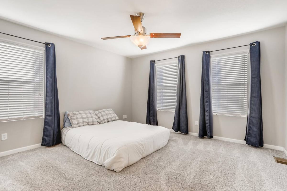 House for rent at 25541 E Cedar Place, Aurora, CO 80018