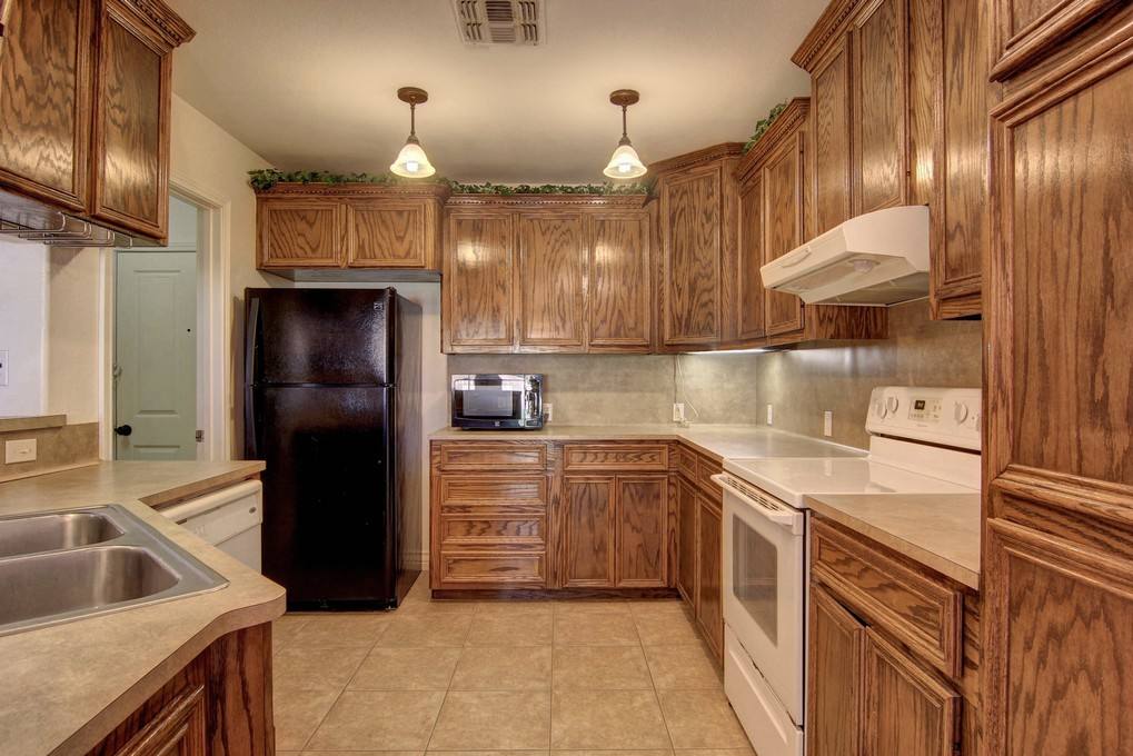 House for rent at 2418 Handlin Dr, Corpus Christi, TX 78418