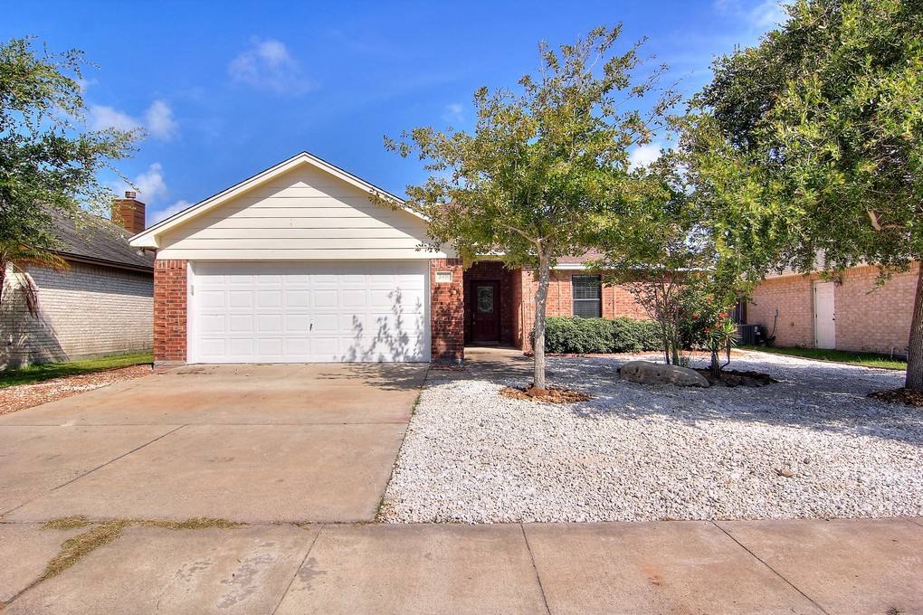 House for rent at 2418 Handlin Dr, Corpus Christi, TX 78418
