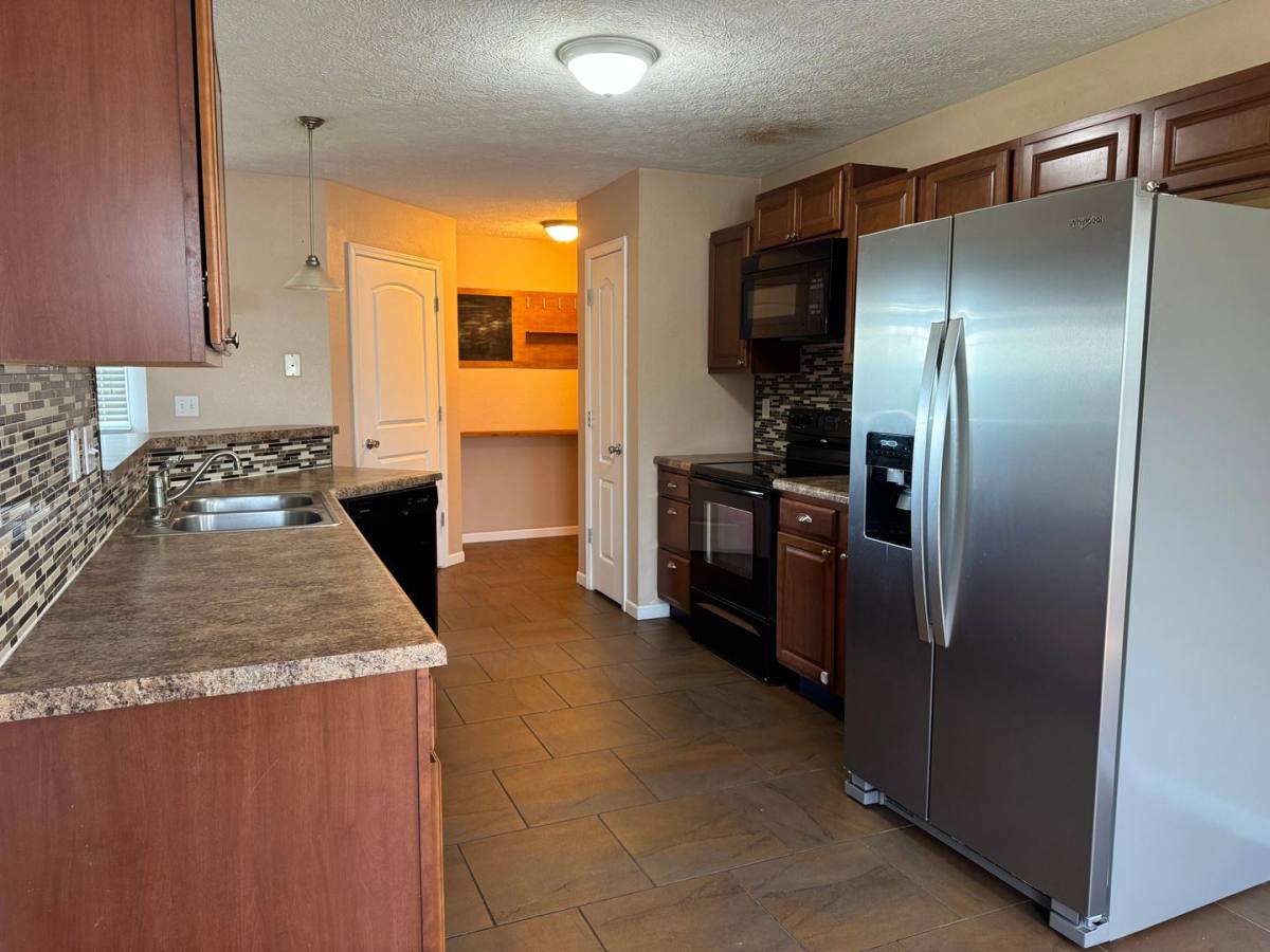 House for rent at 18410 Charity Dr, Dixon, MO 65459