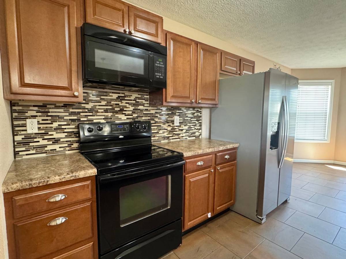 House for rent at 18410 Charity Dr, Dixon, MO 65459