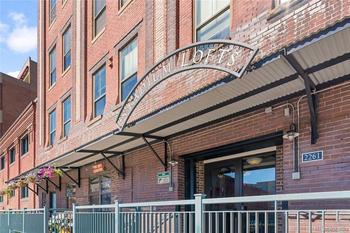 Apartment for rent at 2261 Blake St, Denver, CO 80205