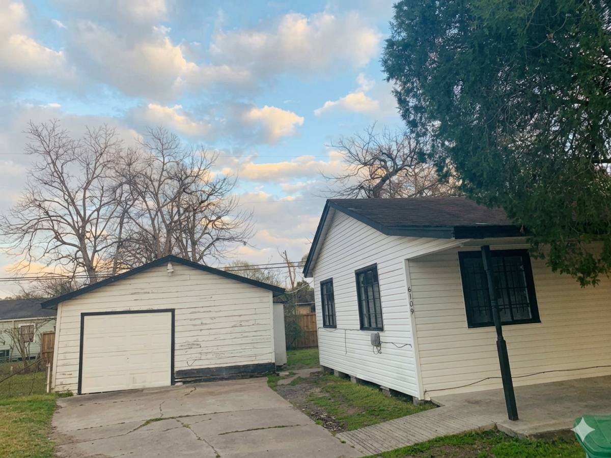 House for rent at 6109 Wayland St, Houston, TX 77021