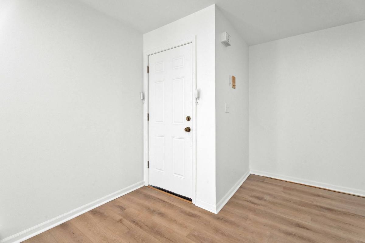 Apartment for rent at 38618 Meadowdale St #7, Clinton Township, MI 48036