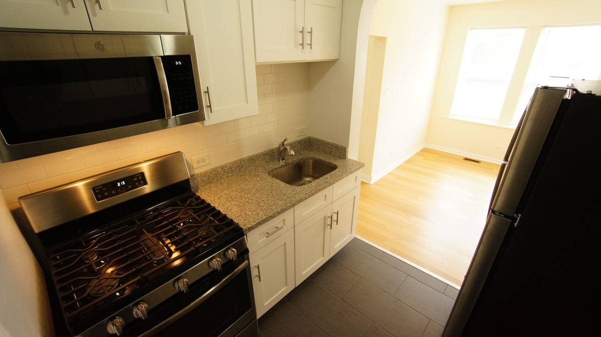 Apartment for rent at 3533-3535 W Fullerton & 2347-2359 N Drake, Chicago, IL 60647