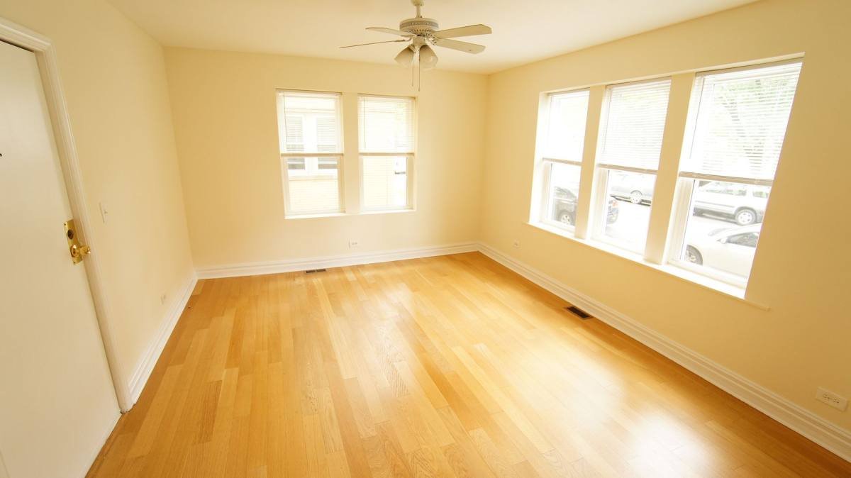 Apartment for rent at 3533-3535 W Fullerton & 2347-2359 N Drake, Chicago, IL 60647