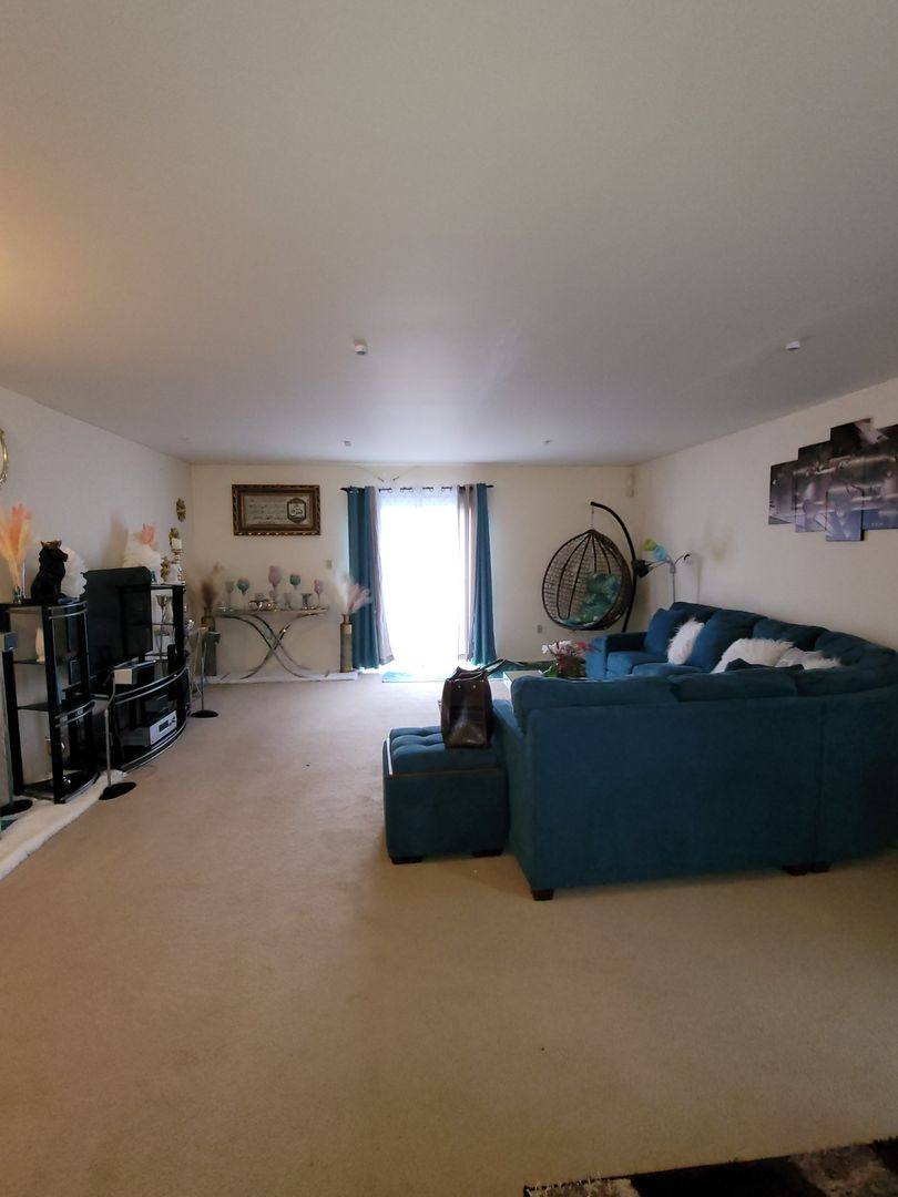 Townhouse for rent at 211 7th Ave, Wilmington, DE 19805