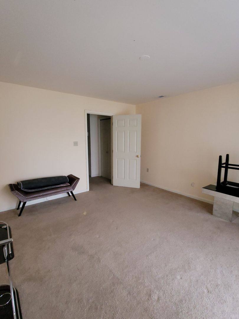 Townhouse for rent at 211 7th Ave, Wilmington, DE 19805