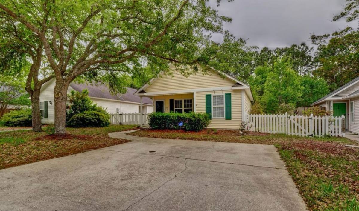 House for rent at 810 Southern Charm Dr, Wilmington, NC 28412