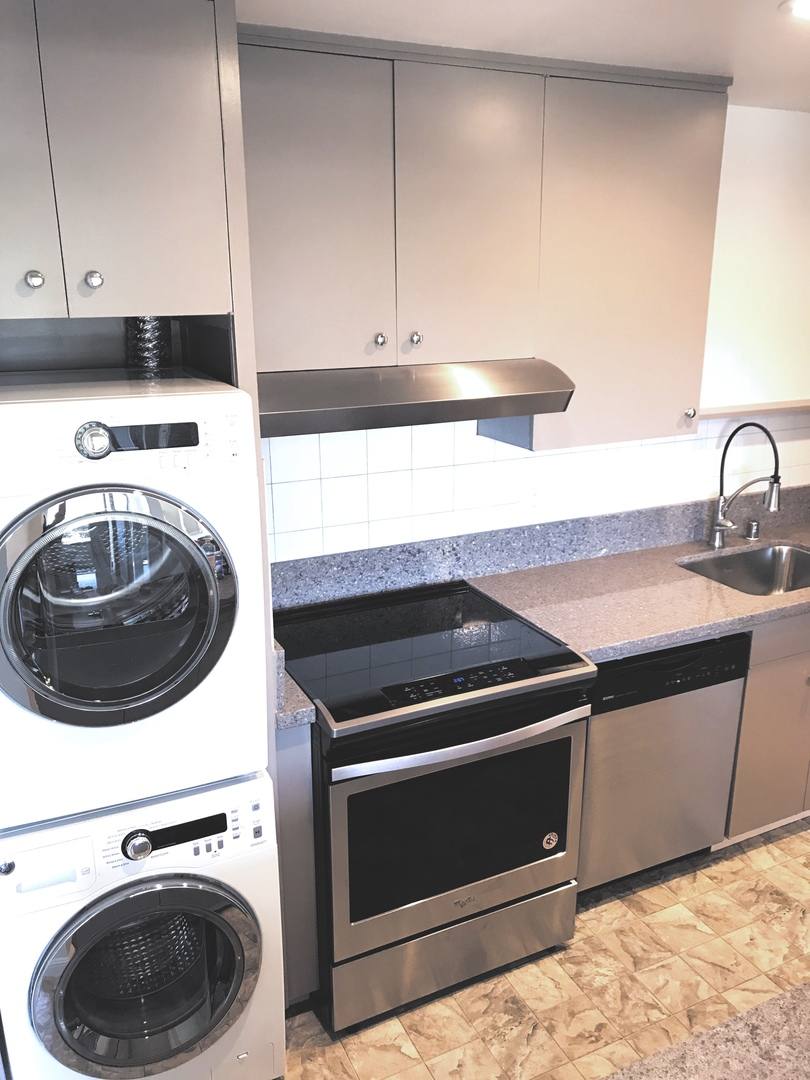 Apartment for rent at 2101 Carlmont Dr, Belmont, CA 94002