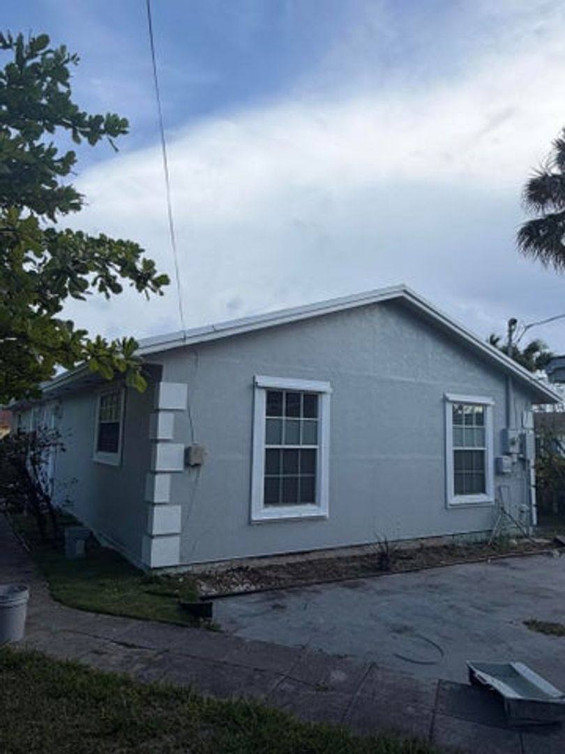 House for rent at 4403 Anna Lane, West Palm Beach, FL 33406
