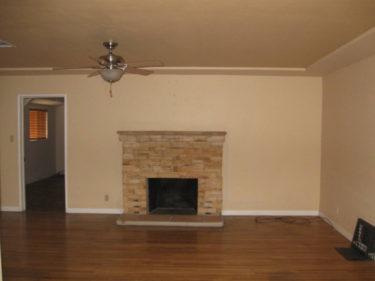 House for rent at 3032 N Inyo St, Bakersfield, CA 93305