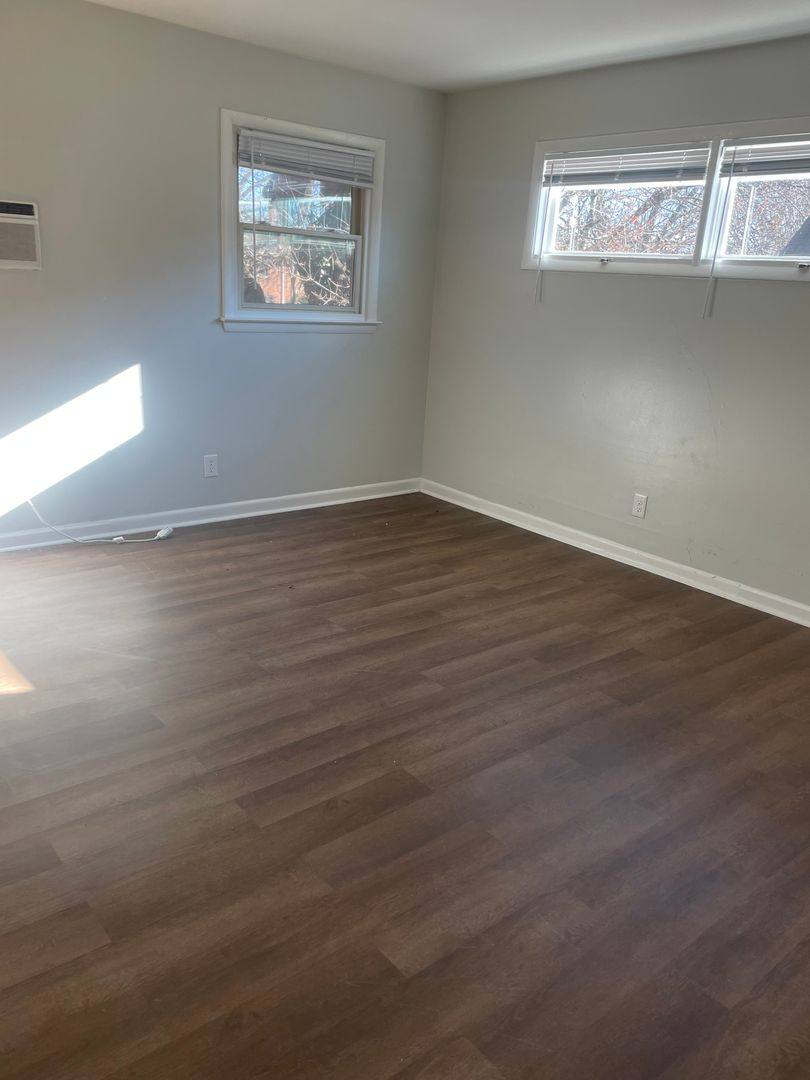 Apartment for rent at 688 Chestnut St, Greensboro, NC 27405