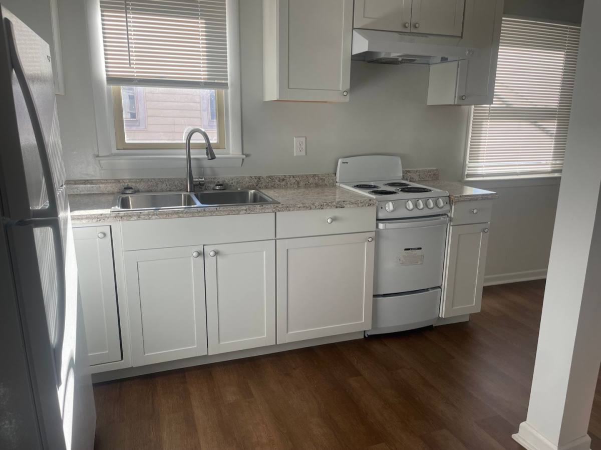 Apartment for rent at 688 Chestnut St, Greensboro, NC 27405