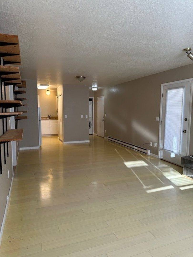 Apartment for rent at 8601 Molanary Dr, Anchorage, AK 99502