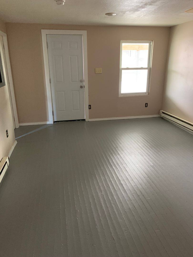 Apartment for rent at 1015 Lynn St, Parkersburg, WV 26101