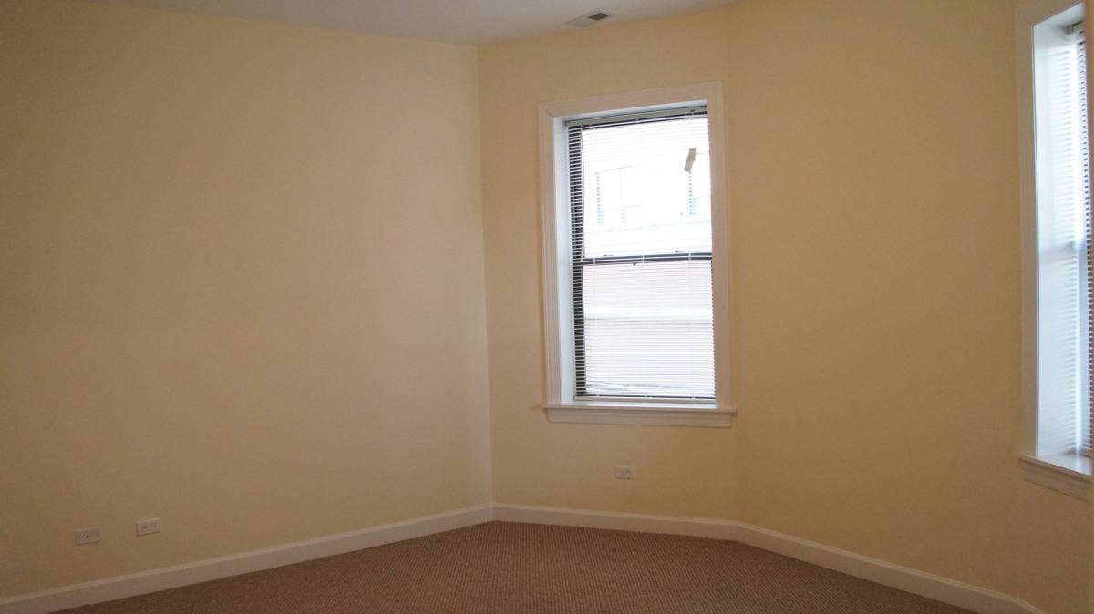 Apartment for rent at 4715 N Sheridan, Chicago, IL 60640