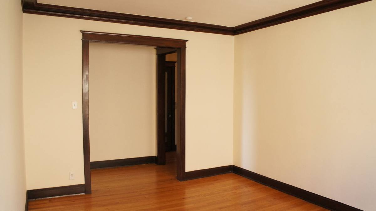 Apartment for rent at 1949-51 W Cuyler, Chicago, IL 60613