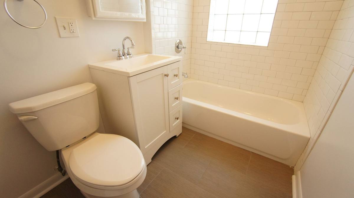 Apartment for rent at 3449-53 W Schubert & 2657-2659 N St Louis, Chicago, IL 60647