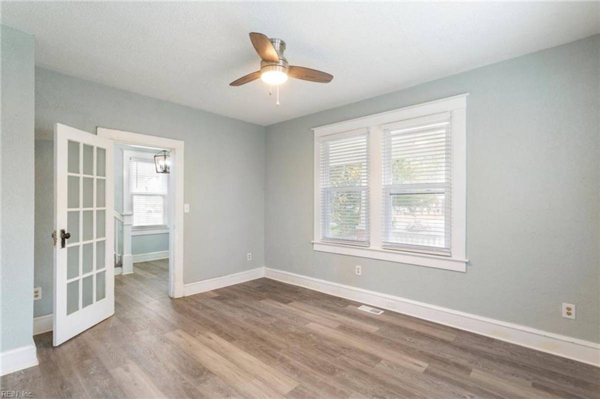 House for rent at 1777 Old Buckroe Rd, Hampton, VA 23664