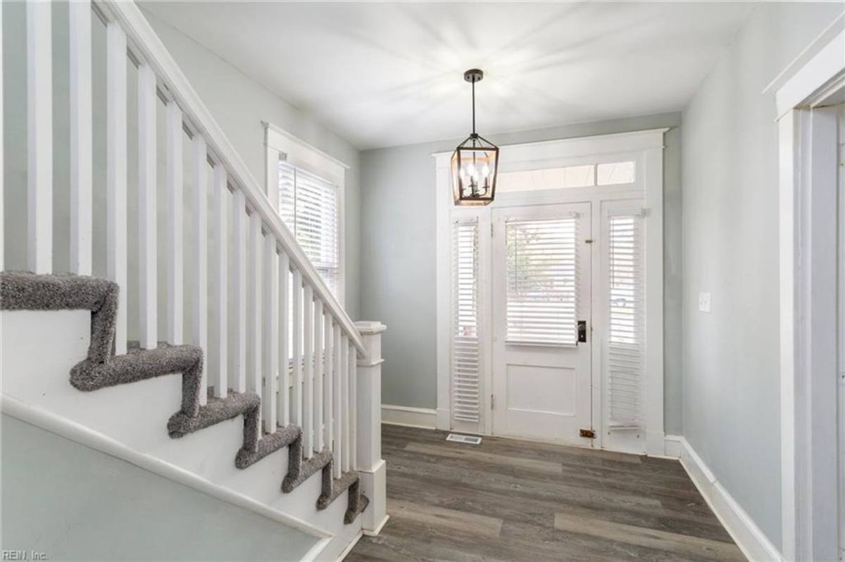 House for rent at 1777 Old Buckroe Rd, Hampton, VA 23664