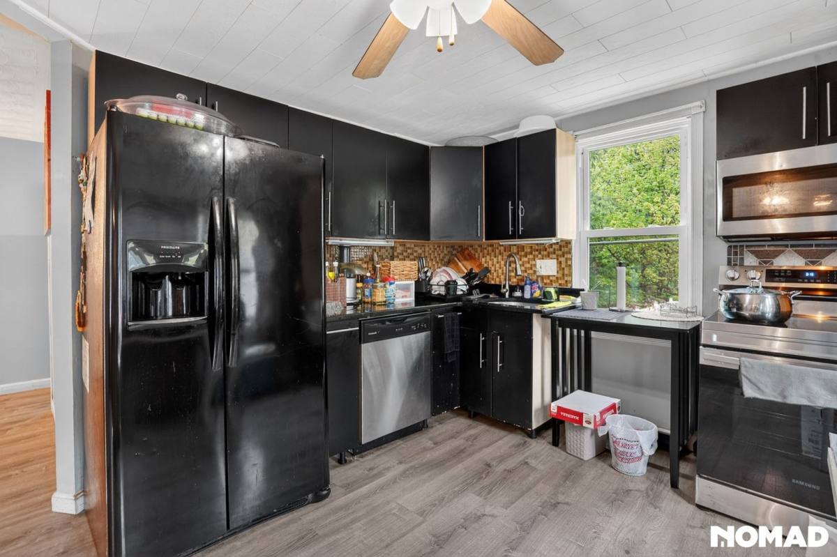 House for rent at 38 Prescott St, Haverhill, MA 01832