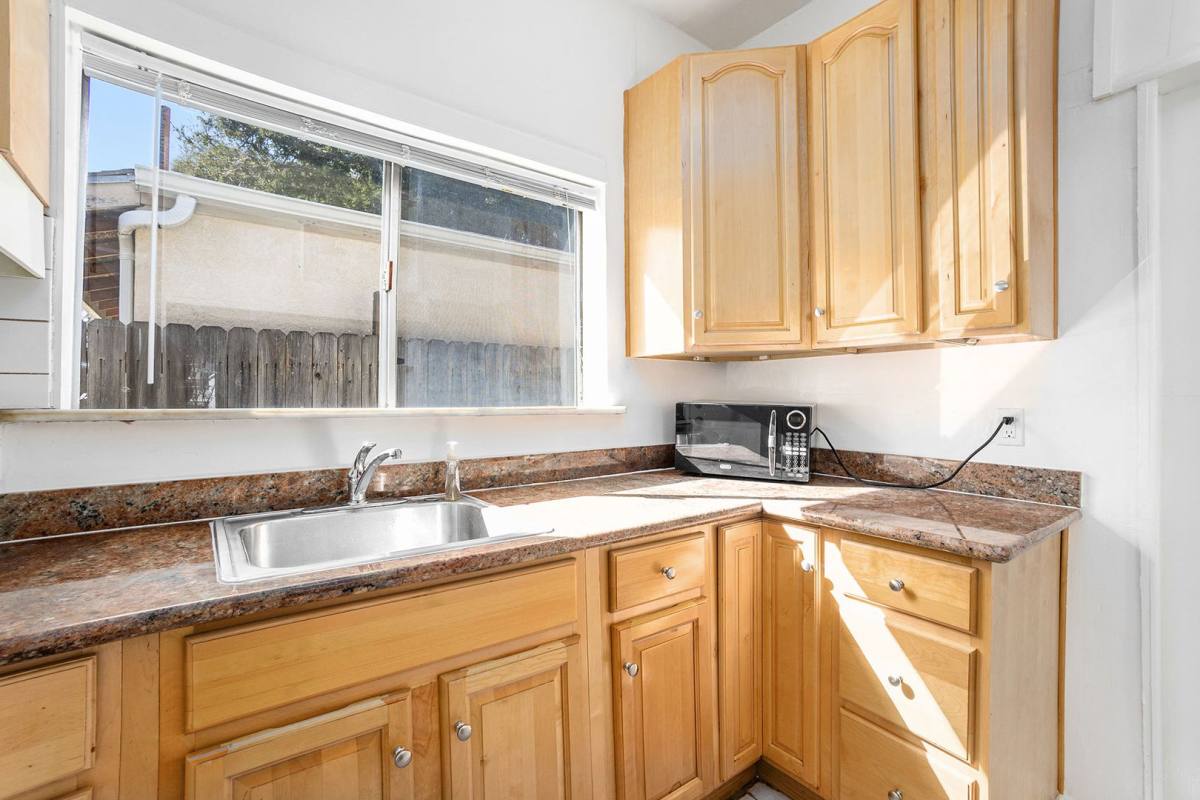House for rent at 453 Central Ave, Alameda, CA 94501