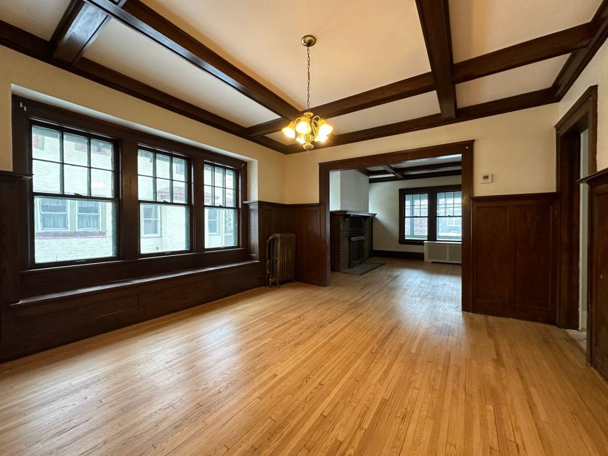 House for rent at 2015 Laurel Ave, Saint Paul, MN 55104