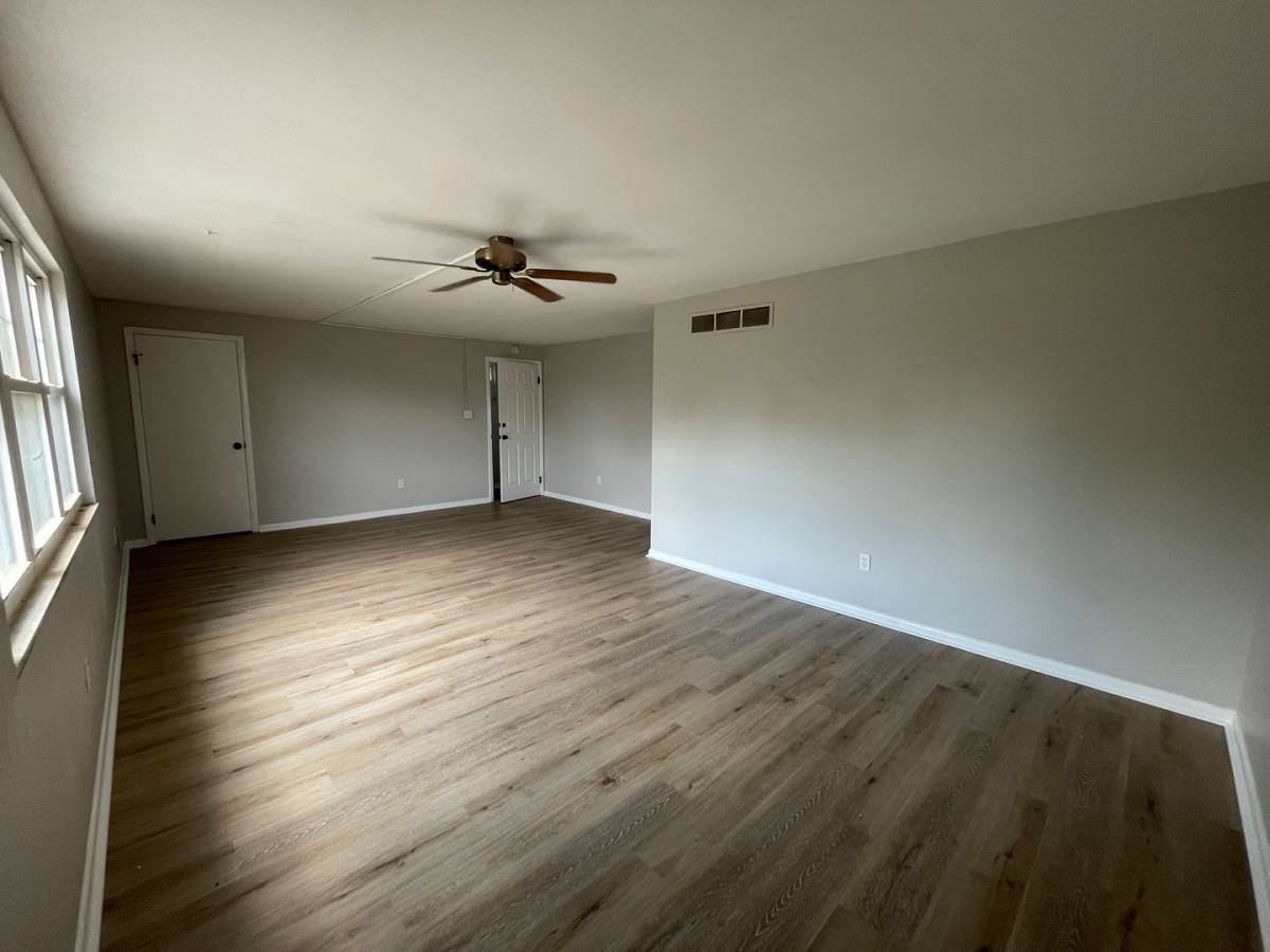 Apartment for rent at 112 Woodlawn Ave, Pittsburgh, PA 15202